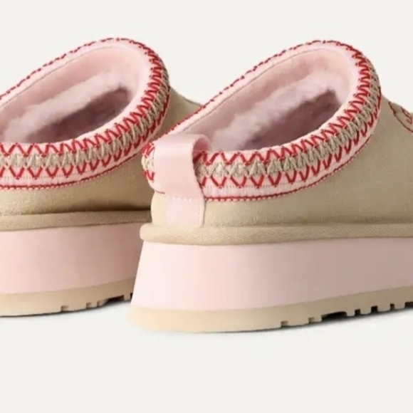 Ugg Tazz Love '26 Limited Edition - Picture 2 of 16